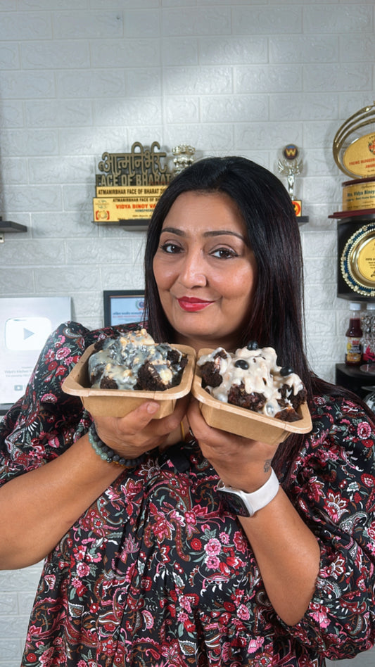 Brownie Bliss: Cubes Paired with Perfect Dips