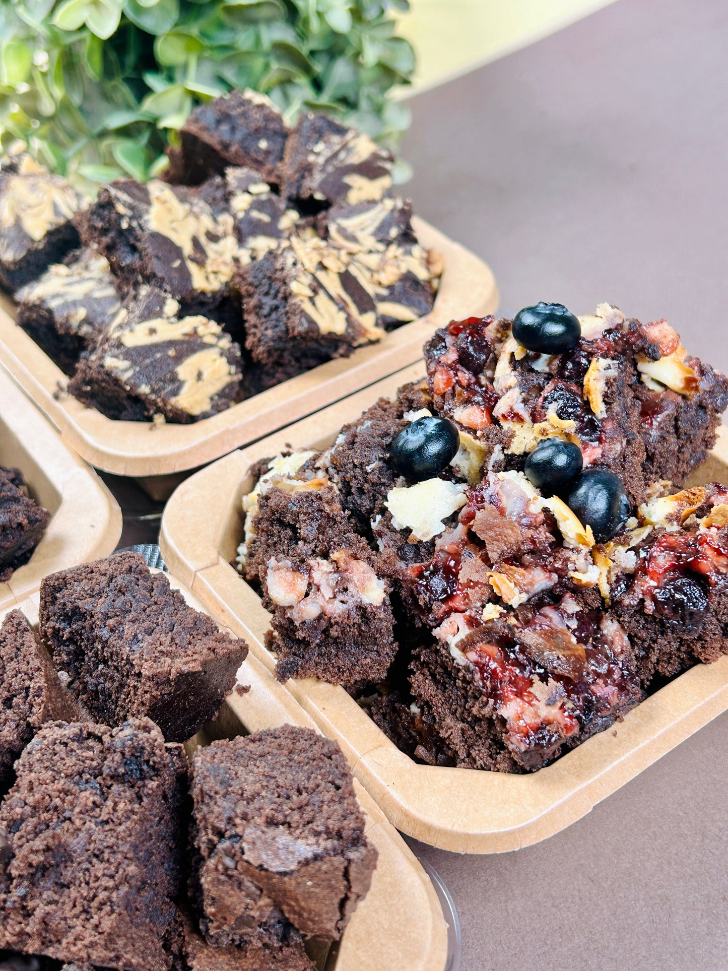 Brownie Bliss: Cubes Paired with Perfect Dips